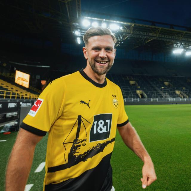 开云官网-菲尔克鲁格加盟多特蒙德，当阿莱替补还是搭档？